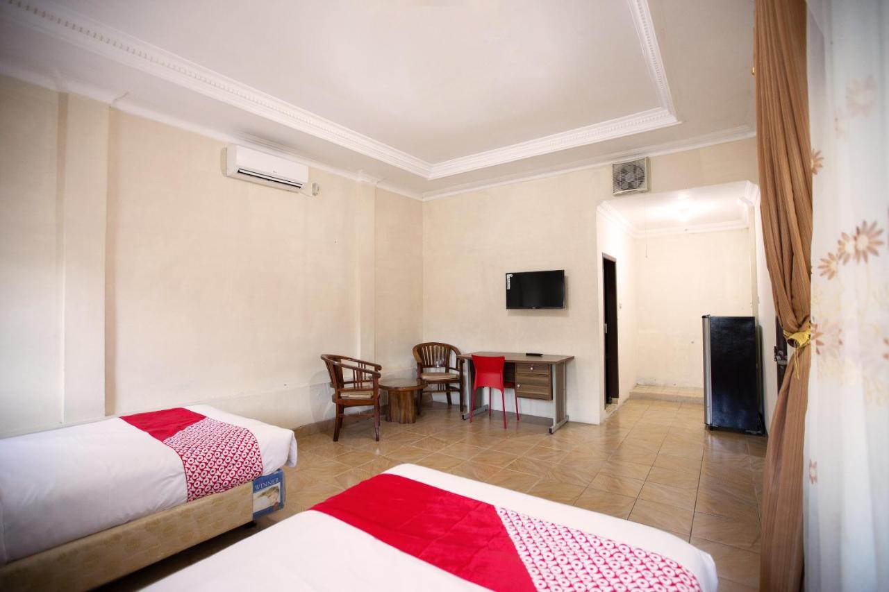 Oyo 3207 Hotel Gracia Bandar Lampung Exteriör bild