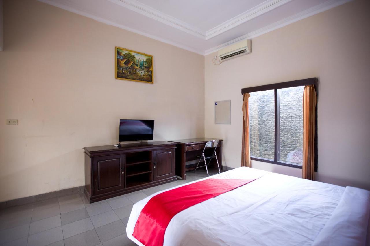 Oyo 3207 Hotel Gracia Bandar Lampung Exteriör bild
