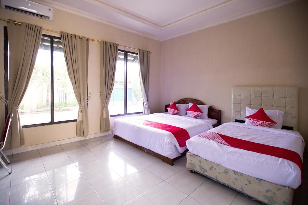 Oyo 3207 Hotel Gracia Bandar Lampung Exteriör bild